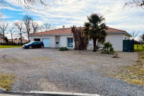 Villa a Confolens, Charente, Confolens - € 286.200 | Ref: 34721 - foto 37