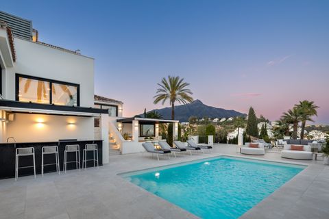 Villa a Marbella, Malaga, Marbella - € 3.895.000 | Ref: TA0658 - foto 2