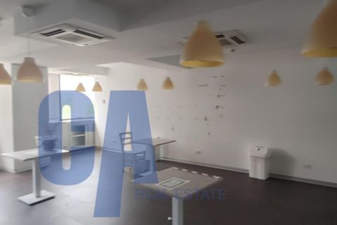 Erhvervsejendom i Assago, Milan, Assago - € 89.905 | Ref: ULCA3490 - foto 1