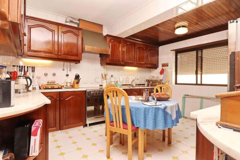 Villa i Carcavelos, Lisbon, Carcavelos - € 750.000 | Ref: C0283-00810 - foto 14