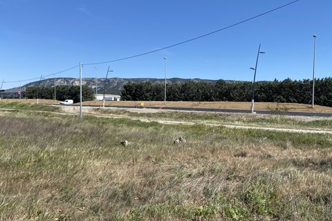 Helårsgrund i Cavaillon, Vaucluse, Cavaillon - € 146.000 | Ref: CAVAILLON_LOT_5 - foto 4