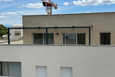 Lejlighed i Nimes, Gard, Nimes - € 362.500 | Ref: MARTR-B31 - foto 3