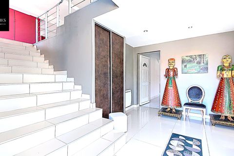 Villa a Elna, Pyrenees-Orientales, Elna - € 465.000 | Ref: 660303472 - foto 16