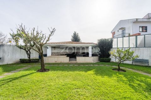 Villa a Pedroucos, Porto, Pedroucos - € 1.200.000 | Ref: ZMPT574907 - foto 47