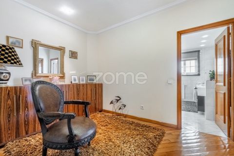 Villa a Pedroucos, Porto, Pedroucos - € 1.200.000 | Ref: ZMPT574907 - foto 28