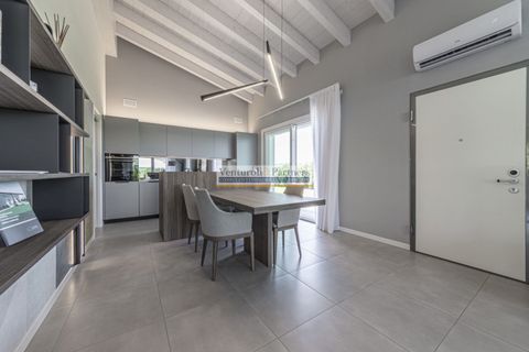 Villa i Bedizzole, Brescia, Bedizzole - € 499.000 | Ref: AS398 - foto 11