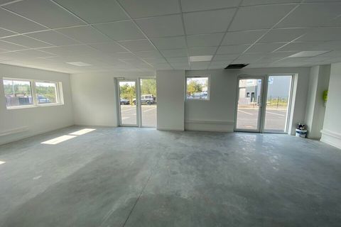 L'establiment comercial a Mios, Gironde, Mios - € 10.200/mes | Ref: 33_0930-MD - foto 4