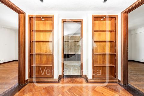 Villa a Belas, Lisbon, Belas - € 2.500.000 | Ref: VD-2407129/W10/DD - foto 17