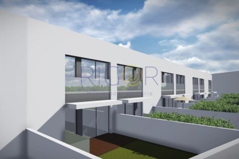 Villa i Milheiros, Porto, Milheiros - € 586.000 | Ref: PL325410 - foto 15