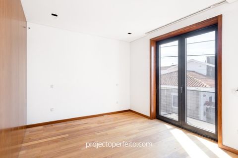 Villa i Esmoriz, Aveiro, Esmoriz - € 450.000 | Ref: 3675 - foto 2