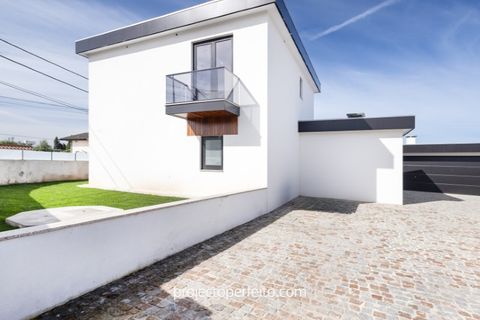 Villa i Esmoriz, Aveiro, Esmoriz - € 450.000 | Ref: 3675 - foto 12