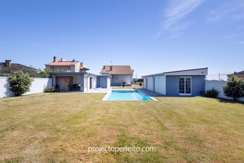 Villa i Gulpilhares e Valadares, Porto, Gulpilhares e Valadares - € 699.000 | Ref: 3676 - foto 1