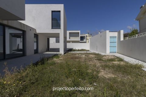 Villa a Esmoriz, Aveiro, Esmoriz - € 680.000 | Ref: 3702 - foto 3