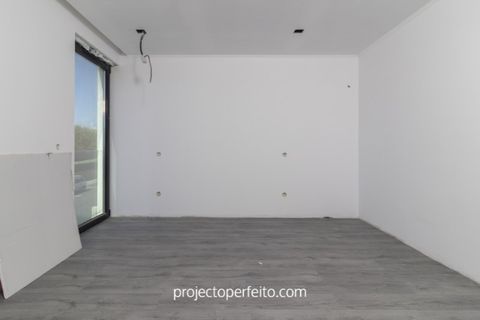 Villa a Esmoriz, Aveiro, Esmoriz - € 680.000 | Ref: 3702 - foto 8