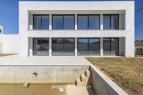 Villa i Espinho, Aveiro, Espinho - € 590.000 | Ref: 3484 - foto 1