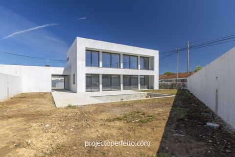Villa i Espinho, Aveiro, Espinho - € 590.000 | Ref: 3484 - foto 2