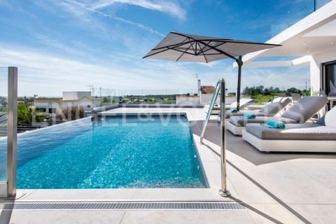 Villa i Tavira, Faro, Tavira - € 2.690.000 | Ref: W-02YJL8 - foto 4