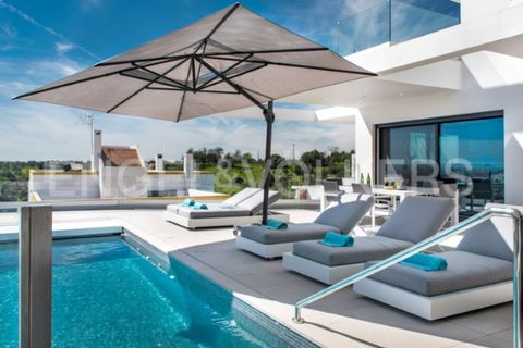 Villa i Tavira, Faro, Tavira - € 2.690.000 | Ref: W-02YJL8 - foto 1