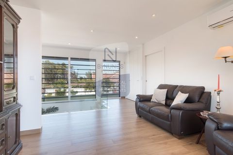Villa a Almada, Setubal, Almada - € 780.000 | Ref: ID 01001102-159 - foto 18