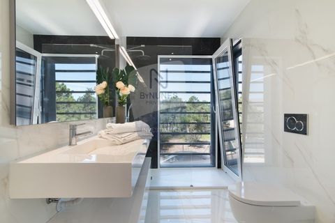 Villa a Almada, Setubal, Almada - € 780.000 | Ref: ID 01001102-159 - foto 23