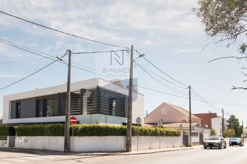 Villa a Almada, Setubal, Almada - € 780.000 | Ref: ID 01001102-159 - foto 41