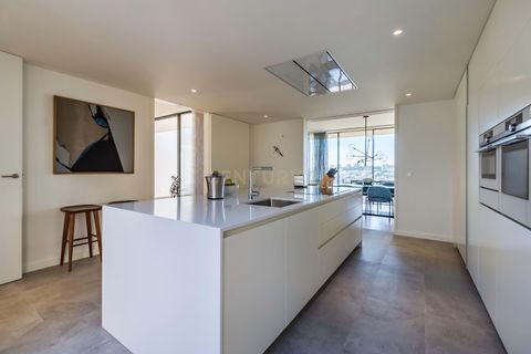 Villa a Canidelo, Porto, Canidelo - € 3.500.000 | Ref: C0406-01463 - foto 8