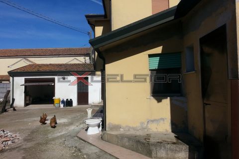 Villa i Cavarzere, Venice, Cavarzere - € 120.000 | Ref: CA5000V-Z - foto 4