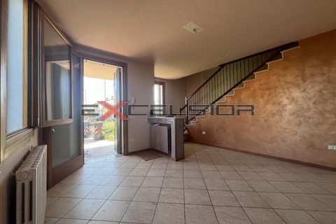 Villa i Cona, Venice, Cona - € 122.000 | Ref: CN010V-R - foto 2