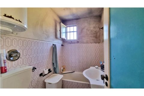 Helårsgrund i Trofa, Porto, Trofa - € 150.000 | Ref: RO2305 - foto 9