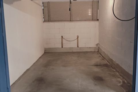 Garage i Florence, Florence, Florence - € 42.000 | Ref: a25105 - foto 1