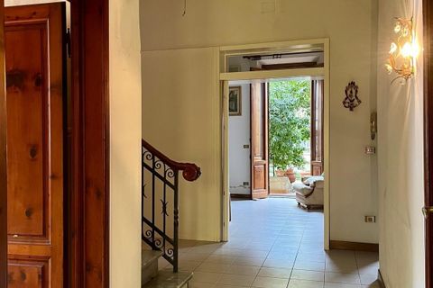 Byhus i Florence, Florence, Florence - € 1.250.000 | Ref: a25008 - foto 3