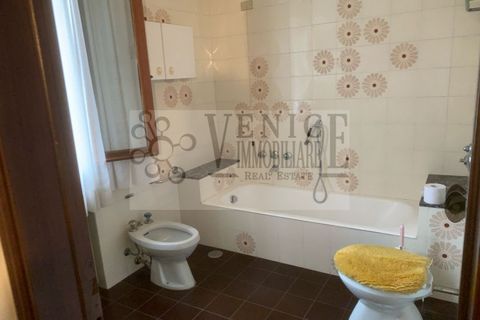Villa a Abano Terme, Padua, Abano Terme - € 350.000 | Ref: PD108 - foto 8