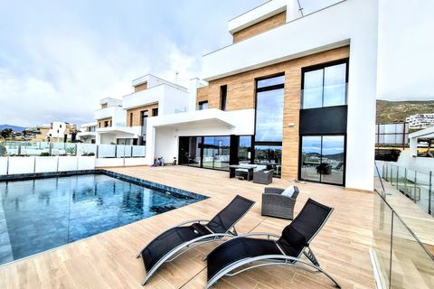 Villa i Finestrat, Alicante, Finestrat - € 1.550.000 | Ref: NCB4307 - foto 1