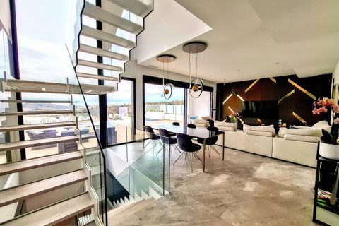 Villa i Finestrat, Alicante, Finestrat - € 1.550.000 | Ref: NCB4307 - foto 3
