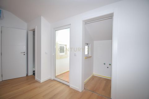 Villa a Queluz, Lisbon, Queluz - € 605.000 | Ref: C0376-00621 - foto 9