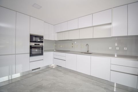 Villa a Queluz, Lisbon, Queluz - € 605.000 | Ref: C0376-00621 - foto 22