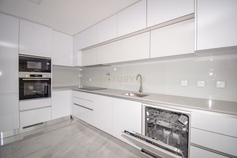 Villa a Queluz, Lisbon, Queluz - € 560.000 | Ref: C0376-00625 - foto 11