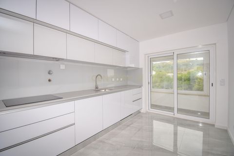 Villa a Queluz, Lisbon, Queluz - € 560.000 | Ref: C0376-00625 - foto 12
