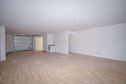 Villa a Queluz, Lisbon, Queluz - € 560.000 | Ref: C0376-00625 - foto 14