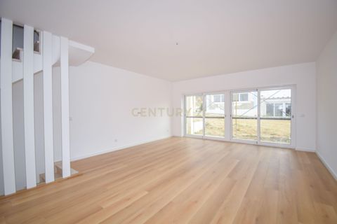 Villa a Queluz, Lisbon, Queluz - € 560.000 | Ref: C0376-00625 - foto 16