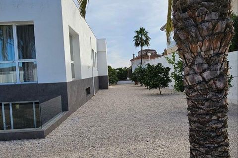 Villa a Orihuela, Alicante, Orihuela - € 449.000 | Ref: MLSC4087313 - foto 2