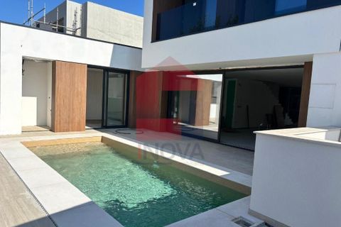 Rækkehus i Vila Verde, Braga, Vila Verde - € 495.000 | Ref: 08401 - foto 2