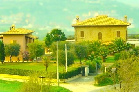 Villa a Ancarano, Teramo, Ancarano - € 460.000 | Ref: 6770 - foto 16