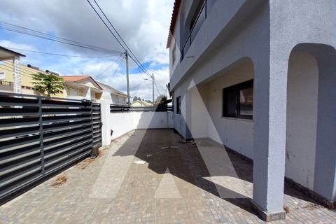 Villa i Corroios, Setubal, Corroios - € 445.000 | Ref: 1210666/25SX - foto 1
