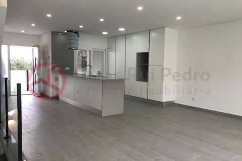 Villa i Corroios, Setubal, Corroios - € 555.000 | Ref: 4433CM1 - foto 2