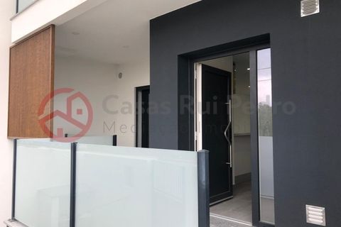 Villa i Corroios, Setubal, Corroios - € 555.000 | Ref: 4433CM1 - foto 5