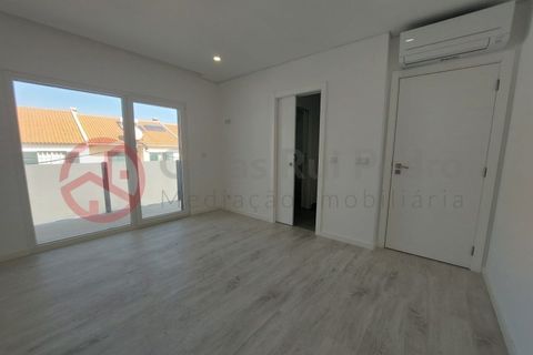Villa i Corroios, Setubal, Corroios - € 555.000 | Ref: 4433CM1 - foto 10