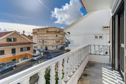 Villa i Amadora, Lisbon, Amadora - € 499.000 | Ref: AP9547 - foto 8