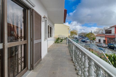 Villa i Amadora, Lisbon, Amadora - € 499.000 | Ref: AP9547 - foto 9