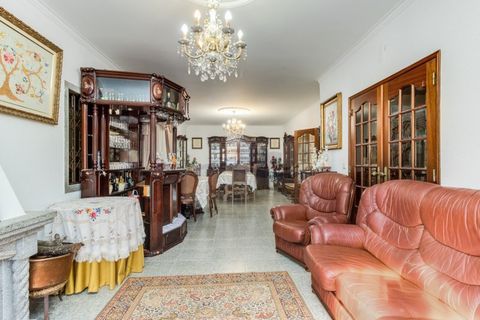 Villa i Amadora, Lisbon, Amadora - € 499.000 | Ref: AP9547 - foto 17